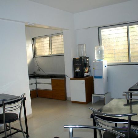 Hotel Ambai Executive Tuljapur Buitenkant foto