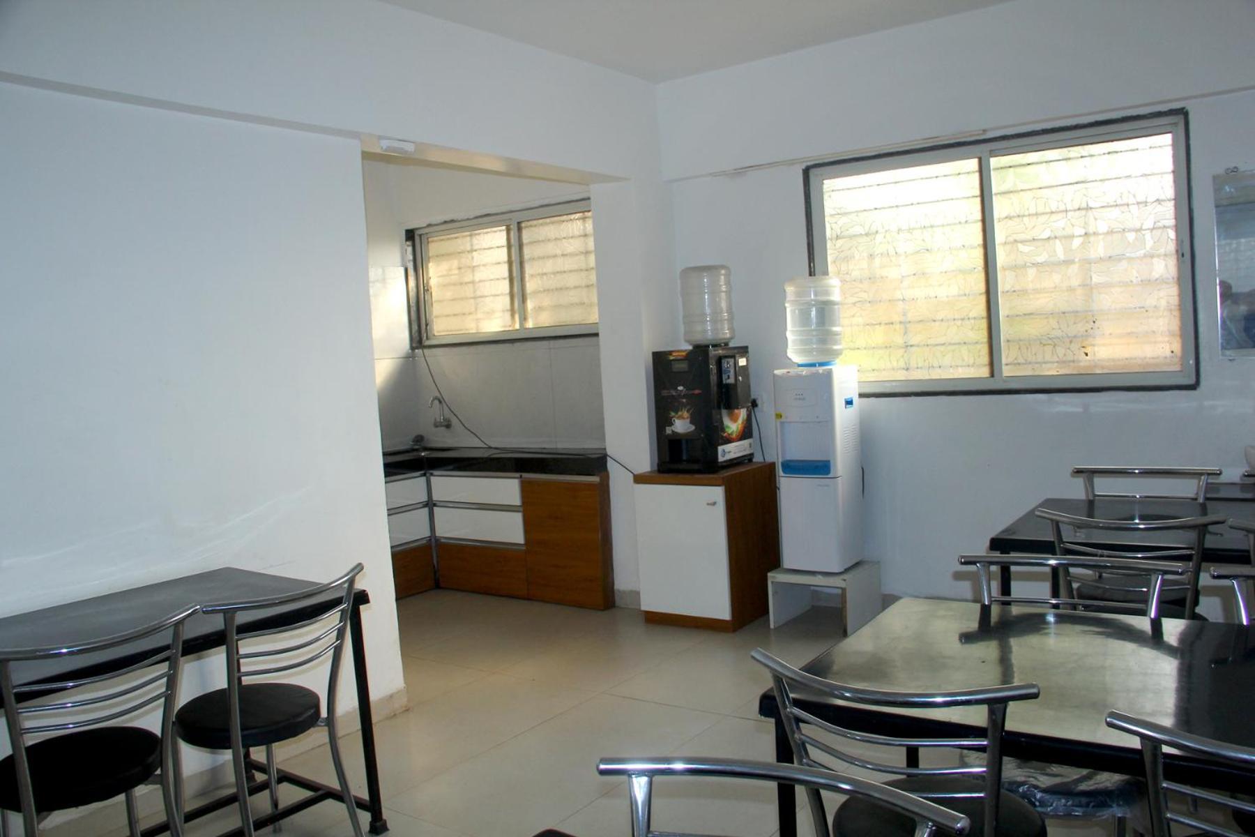 Hotel Ambai Executive Tuljapur Buitenkant foto